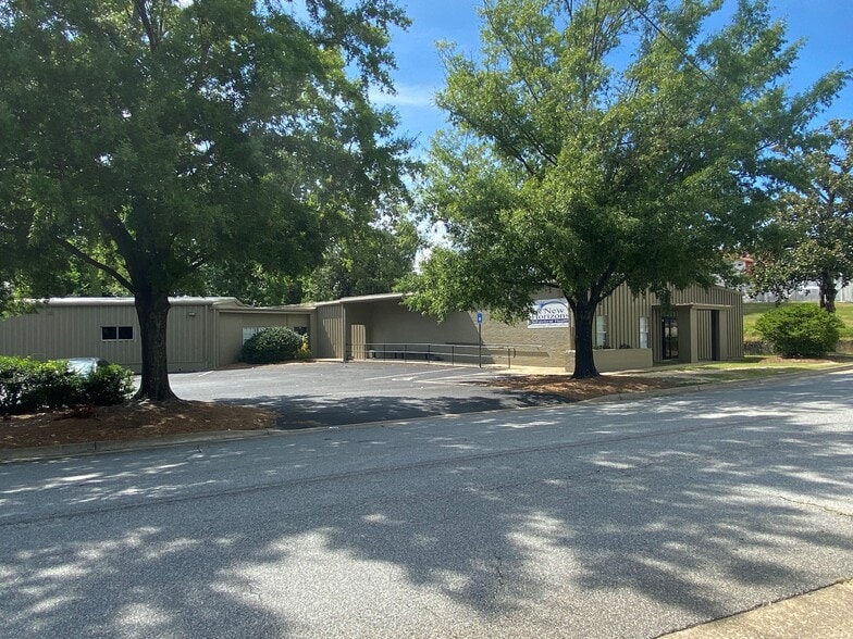 4411 Rosemont Dr, Columbus, GA for lease - Primary Photo - Image 1 of 2