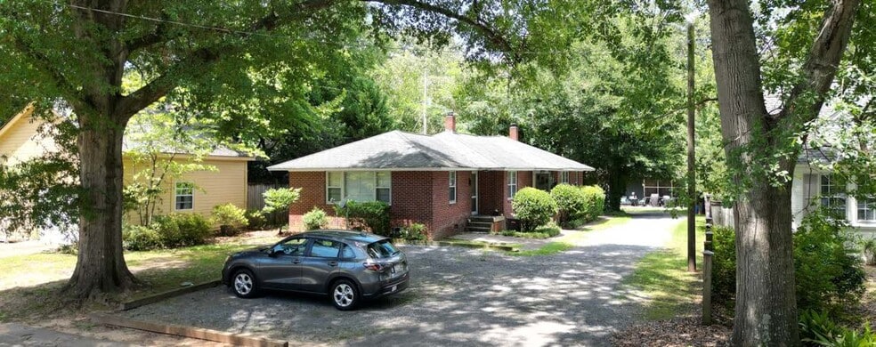 Columbia, SC Multifamily Portfolio portfolio of 3 properties for sale on LoopNet.ca - Building Photo - Image 2 of 5