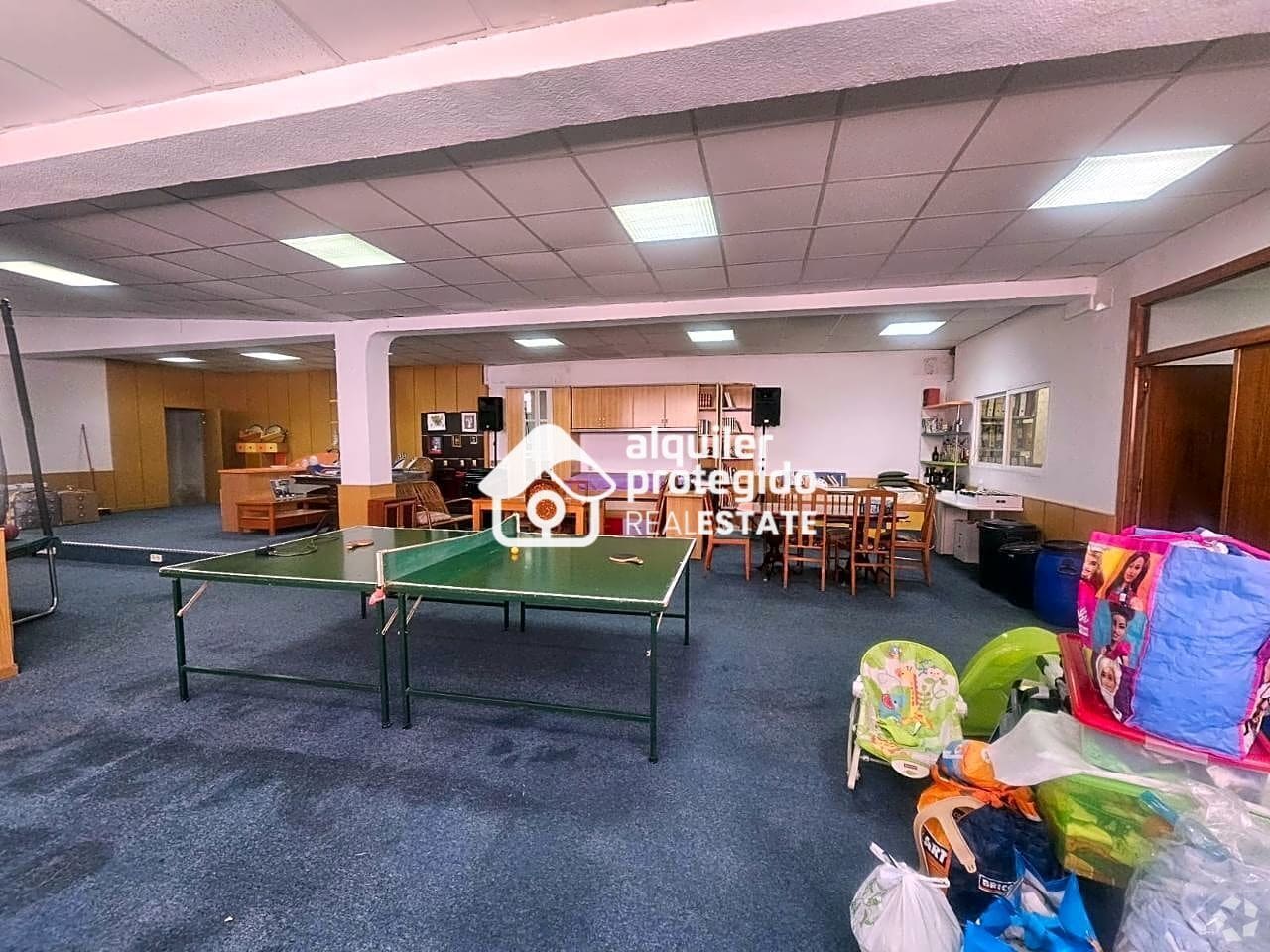 Commerce de détail dans Getafe, Madrid à louer Photo intérieure- Image 1 de 14