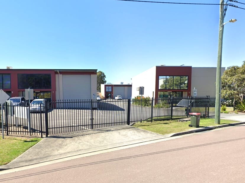 9-11 Willow Tree Rd, Wyong à louer Photo du bâtiment- Image 1 de 2