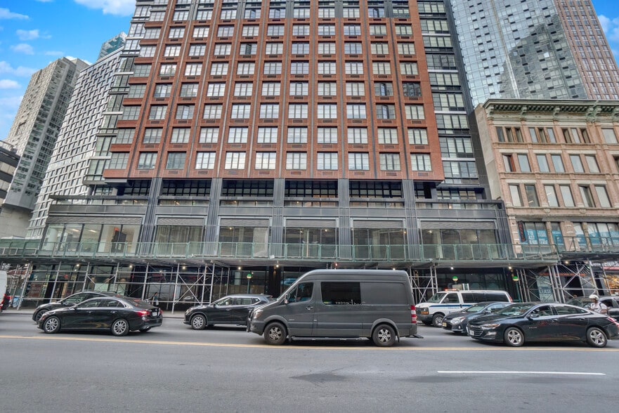 1 Flatbush Ave, Brooklyn, NY à louer - Photo du bâtiment - Image 3 de 16