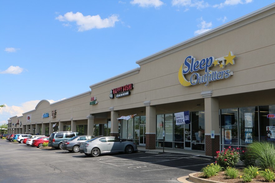 130 W Tiverton Way, Lexington, KY à louer - Photo du bâtiment - Image 3 de 6