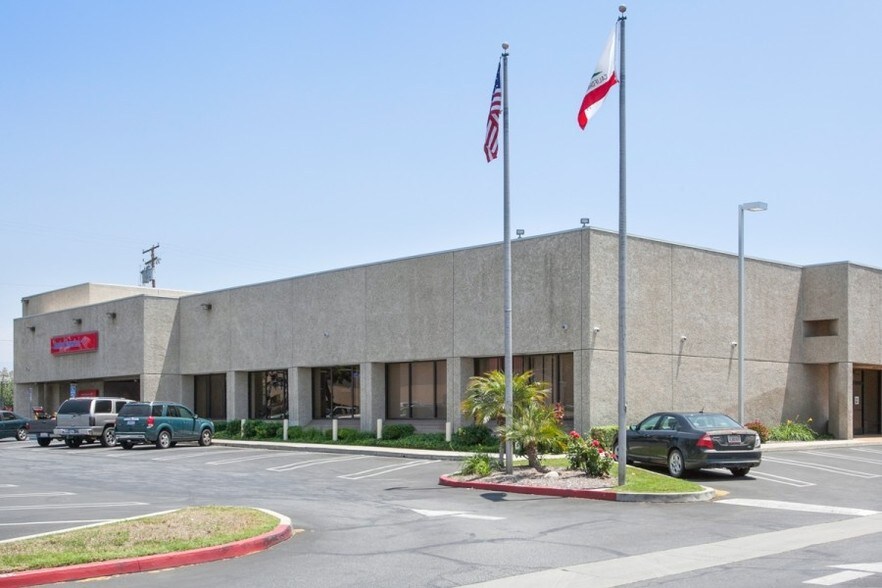 1687 E Florida Ave, Hemet, CA for sale - Primary Photo - Image 1 of 10