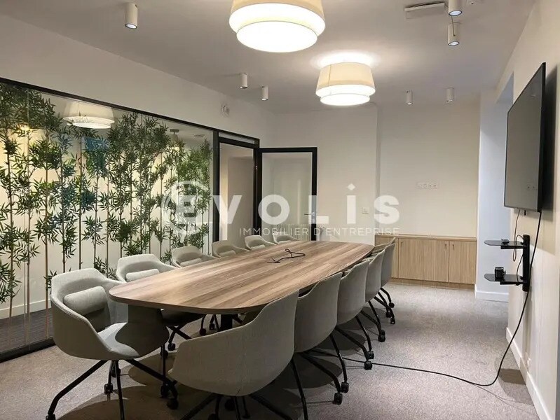 Office in Paris for sale Interior Photo- Image 1 of 14