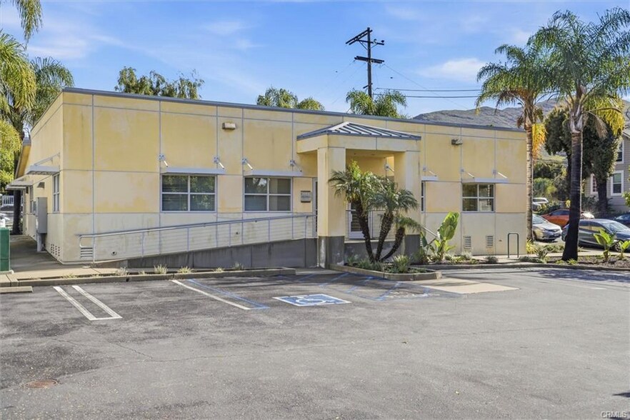 699 California Blvd, San Luis Obispo, CA à vendre - Photo du bâtiment - Image 2 de 52
