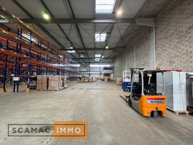 Industrial in LIEUSAINT for lease - Interior Photo - Image 1 of 5