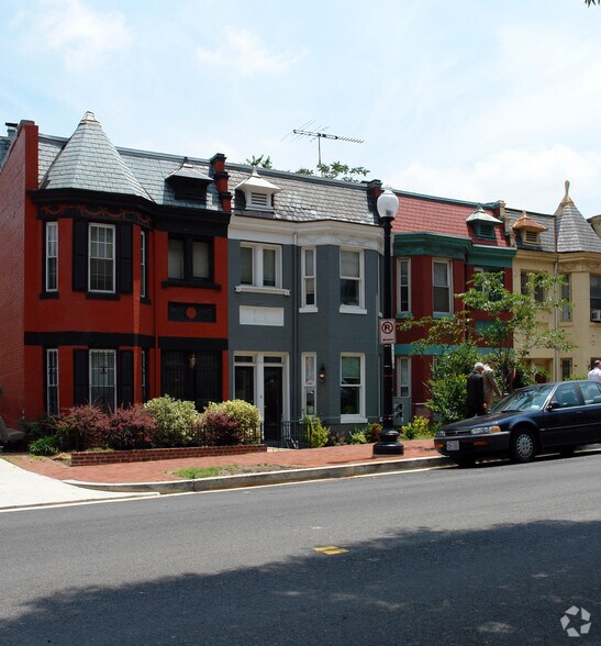 525 2nd St NE, Washington, DC à louer - Photo principale - Image 1 de 51