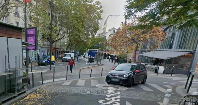 Retail in Paris for lease - Building Photo - Image 2 of 3