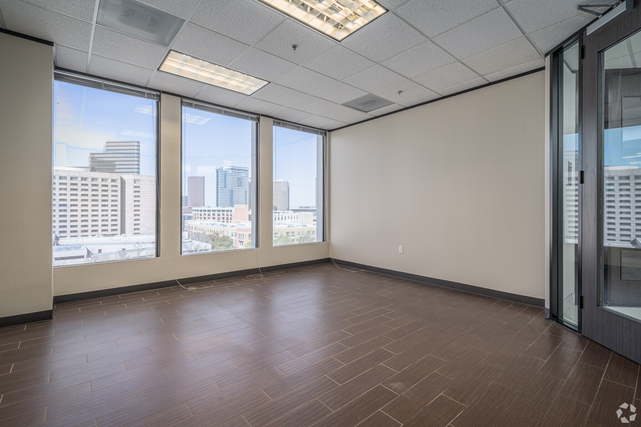 2100 West Loop South, Houston, TX for lease Interior Photo- Image 1 of 5