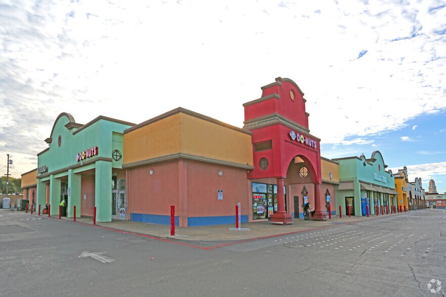 20800-20812 Hesperian Blvd, Hayward, CA for lease - Primary Photo - Image 1 of 6