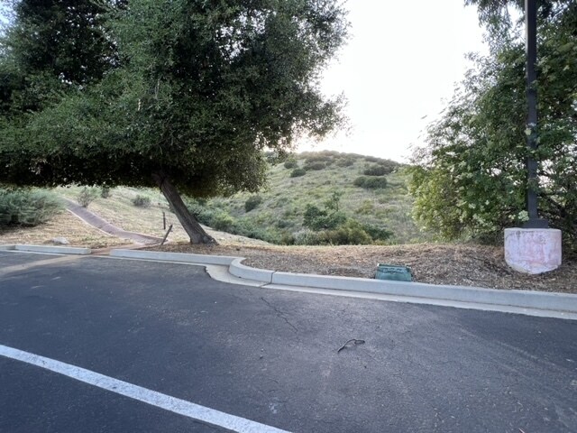 265 S Rancho Rd, Thousand Oaks, CA à vendre Photo principale- Image 1 de 12