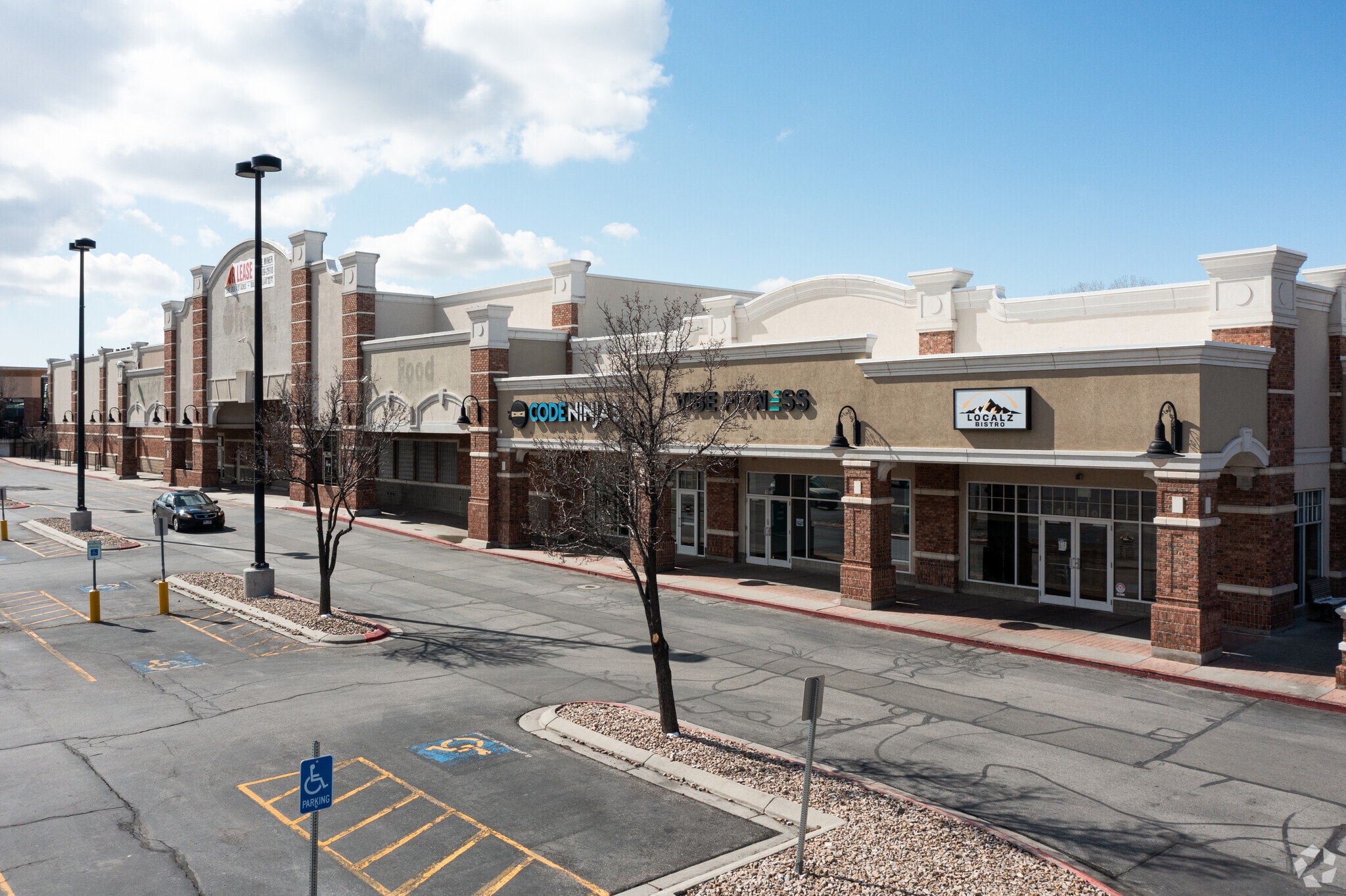 1838-1860 E 9400 S, Sandy, UT à louer Photo principale- Image 1 de 4