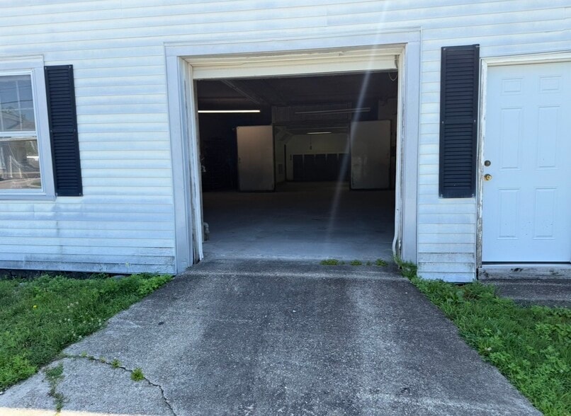 32 Trolley Rd, Westbrook, CT à louer - Photo du bâtiment - Image 3 de 11