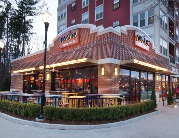 4330 Peachtree Rd NE, Atlanta, GA à louer - Photo du bâtiment - Image 3 de 14