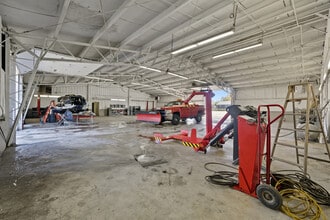 801 W Grant Hwy, Marengo, IL for lease Interior Photo- Image 2 of 3