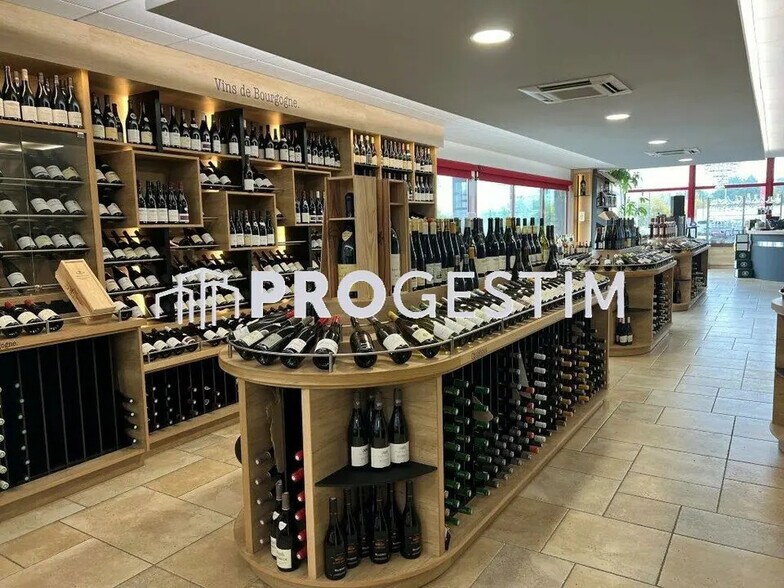 Commerce de détail dans Quetigny à vendre - Photo intérieure - Image 2 de 12