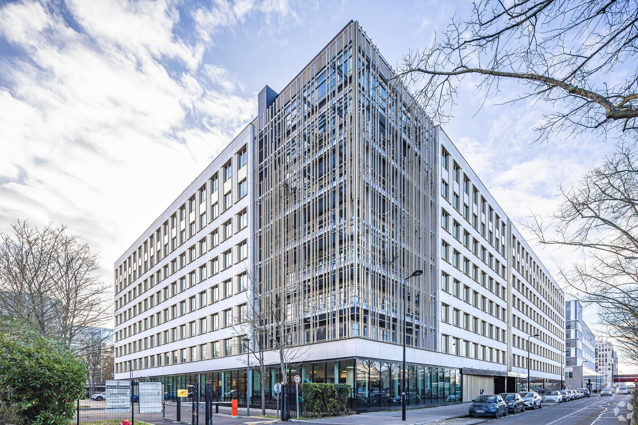 1 Avenue Des Prés, Montigny-le-Bretonneux à louer Photo principale- Image 1 de 5