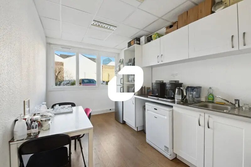 33-35 Rue Ledru-Rollin, Ivry-sur-Seine à vendre - Photo du bâtiment - Image 3 de 12