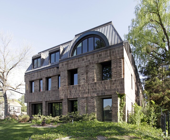 699 E South Temple, Salt Lake City, UT for lease - Primary Photo - Image 1 of 32