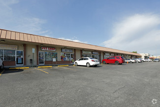 More details for 600-650 E 9th St, Hialeah, FL - Retail for Lease