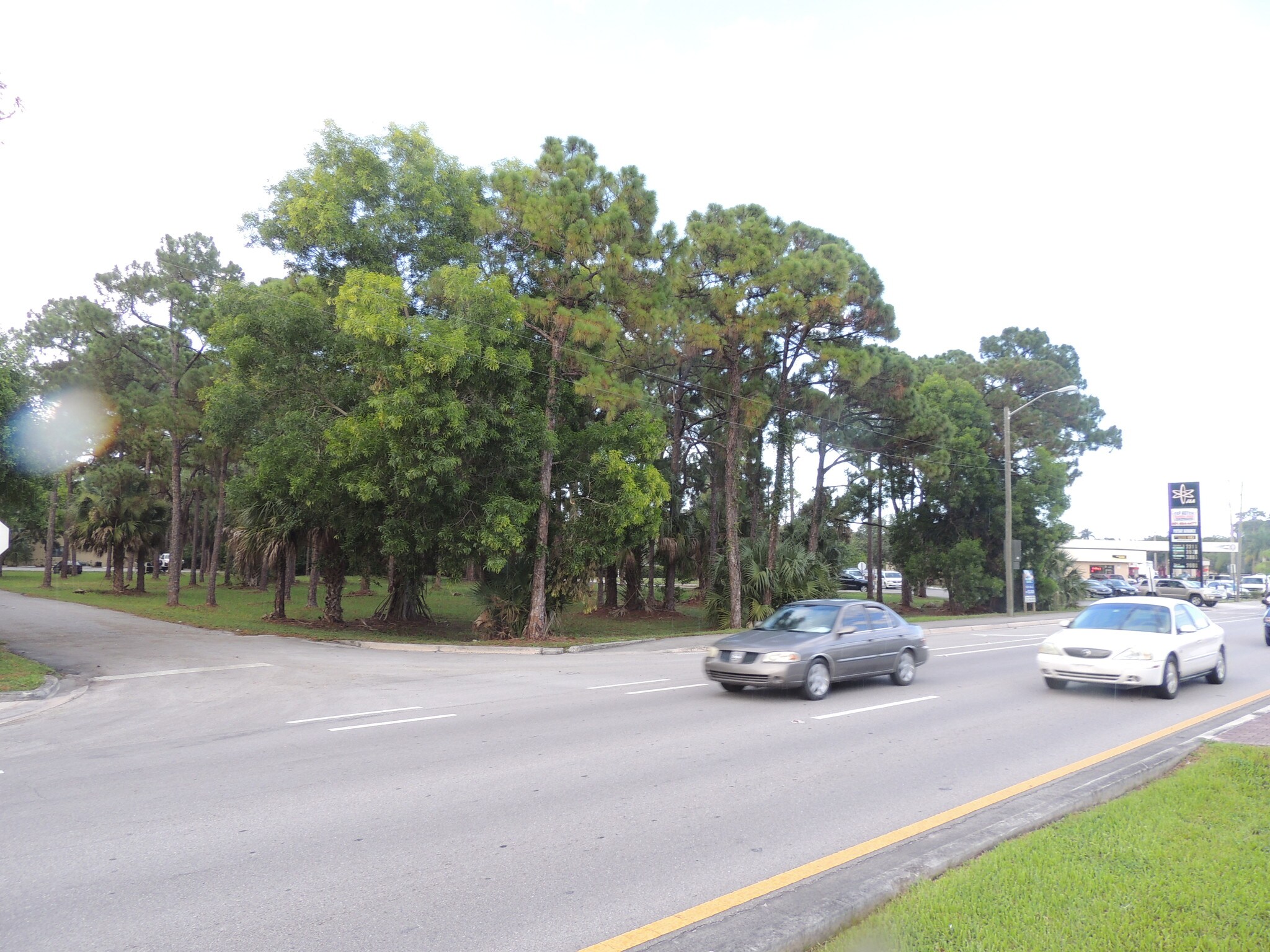 4605 Melaleuca Ln, Greenacres, FL for sale Primary Photo- Image 1 of 28