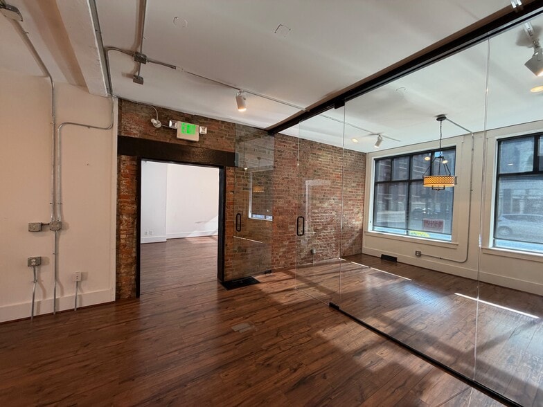 1400 Elm St, Cincinnati, OH for lease - Building Photo - Image 2 of 10