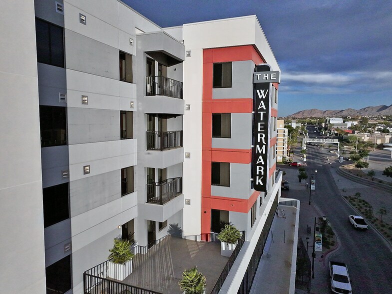 215-219 S Water St, Henderson, NV à vendre - Photo du bâtiment - Image 1 de 34