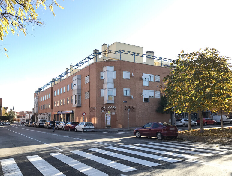 Calle De Las Alas, 23, Madrid, Madrid à louer - Photo du bâtiment - Image 2 de 2