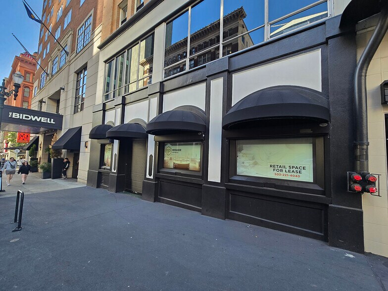 621 SW Alder St, Portland, OR à louer - Photo du bâtiment - Image 3 de 6