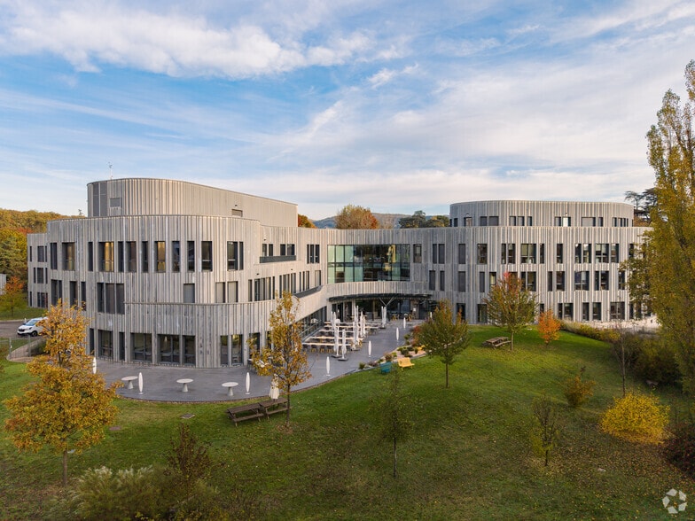 Bureau dans Limonest à louer - Photo principale - Image 1 de 5