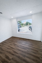 5613 3rd St, Katy, TX à louer Photo intérieure- Image 2 de 5