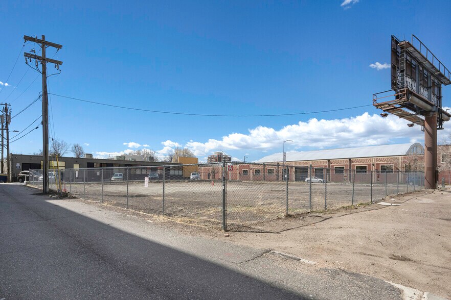 490 Lincoln St, Denver, CO à louer - Photo du bâtiment - Image 3 de 8