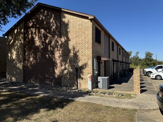 Plus de détails pour 2306 Brazeal St, Waller, TX - Multi-résidentiel à vendre