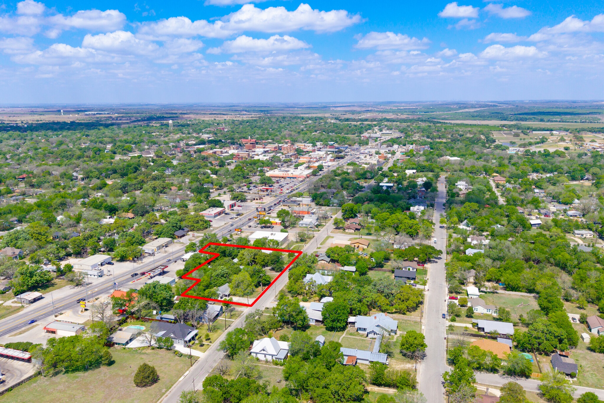 725 S Brazos St, Lockhart, TX for sale Building Photo- Image 1 of 29