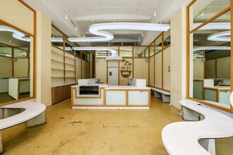 501-517 S Spring St, Los Angeles, CA à louer Photo intérieure- Image 2 de 12