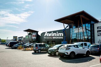Plus de détails pour Commerce de détail à louer