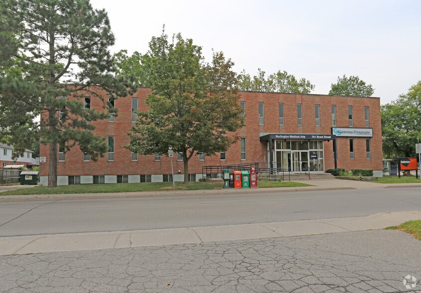 761 Brant St, Burlington, ON for lease - Building Photo - Image 3 of 4