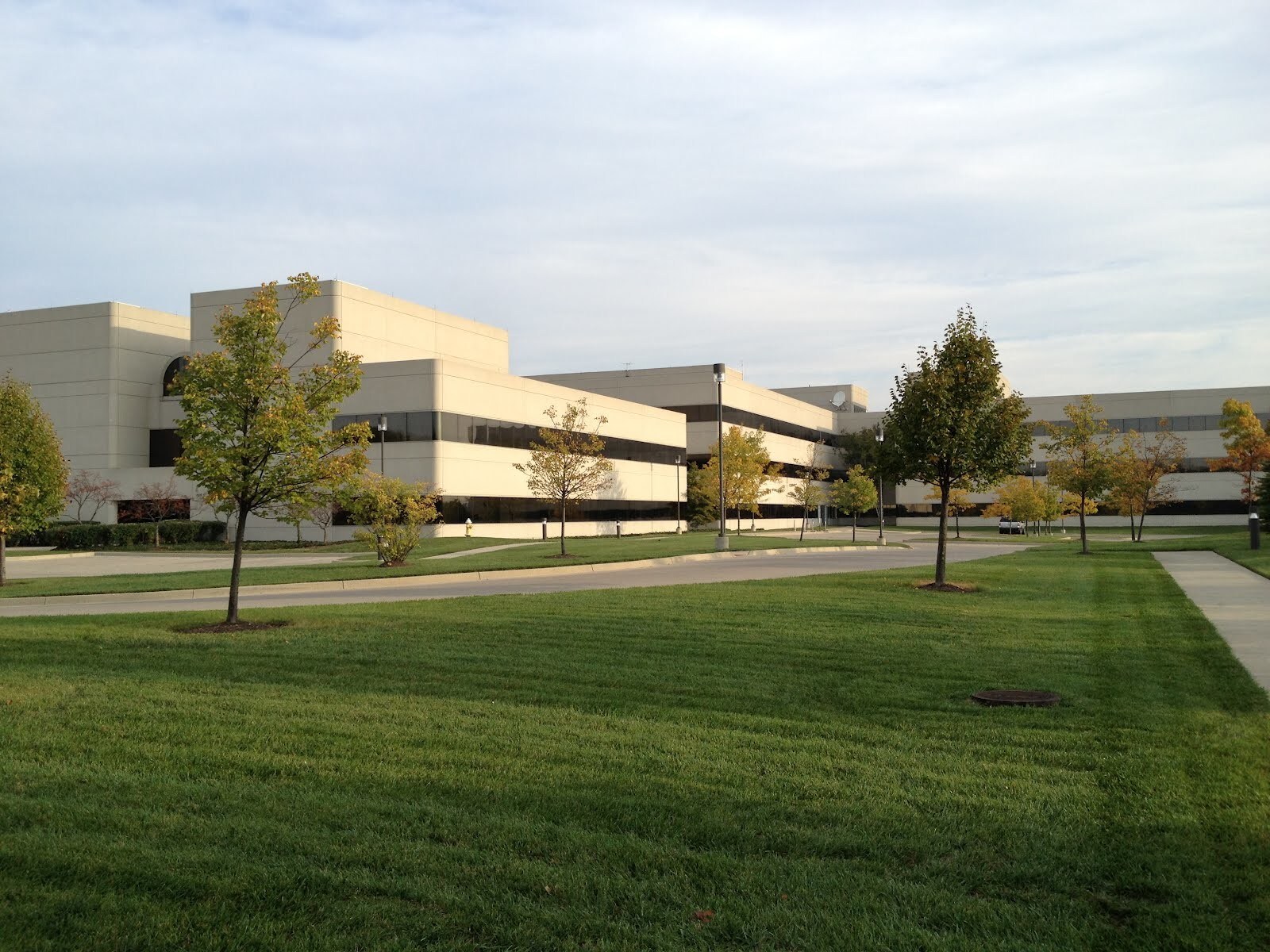 3100 Research Blvd, Dayton, OH à louer Photo du bâtiment- Image 1 de 6