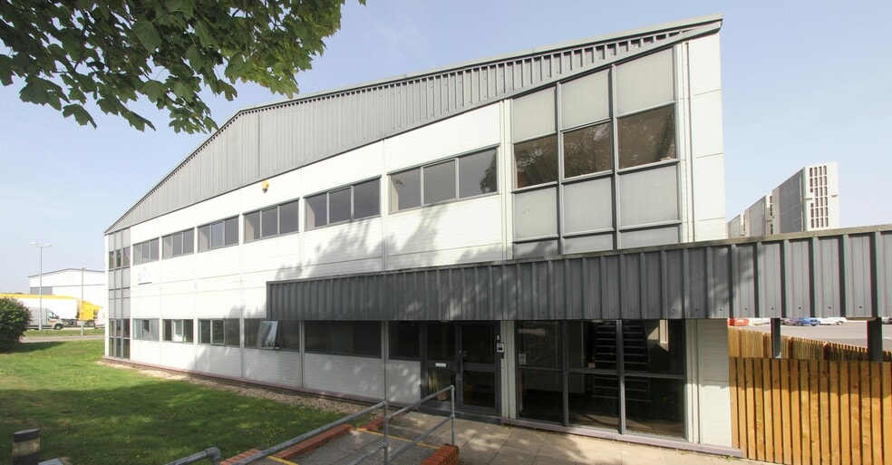 Electron Way, Eastleigh for lease - Building Photo - Image 1 of 12