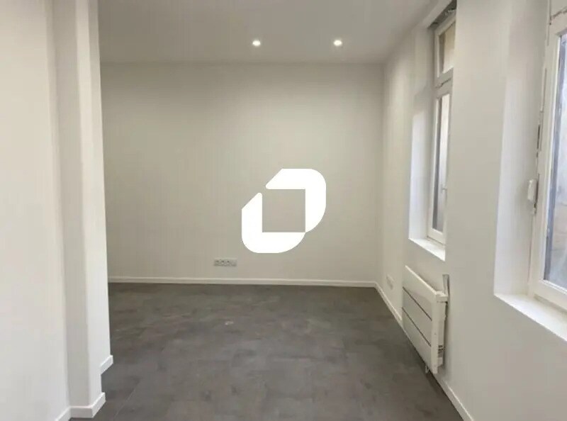 Office in Montpellier for lease Interior Photo- Image 1 of 4