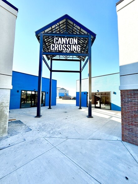 9805-9812 W Sand Hill Dr, Nampa, ID for lease - Building Photo - Image 2 of 3