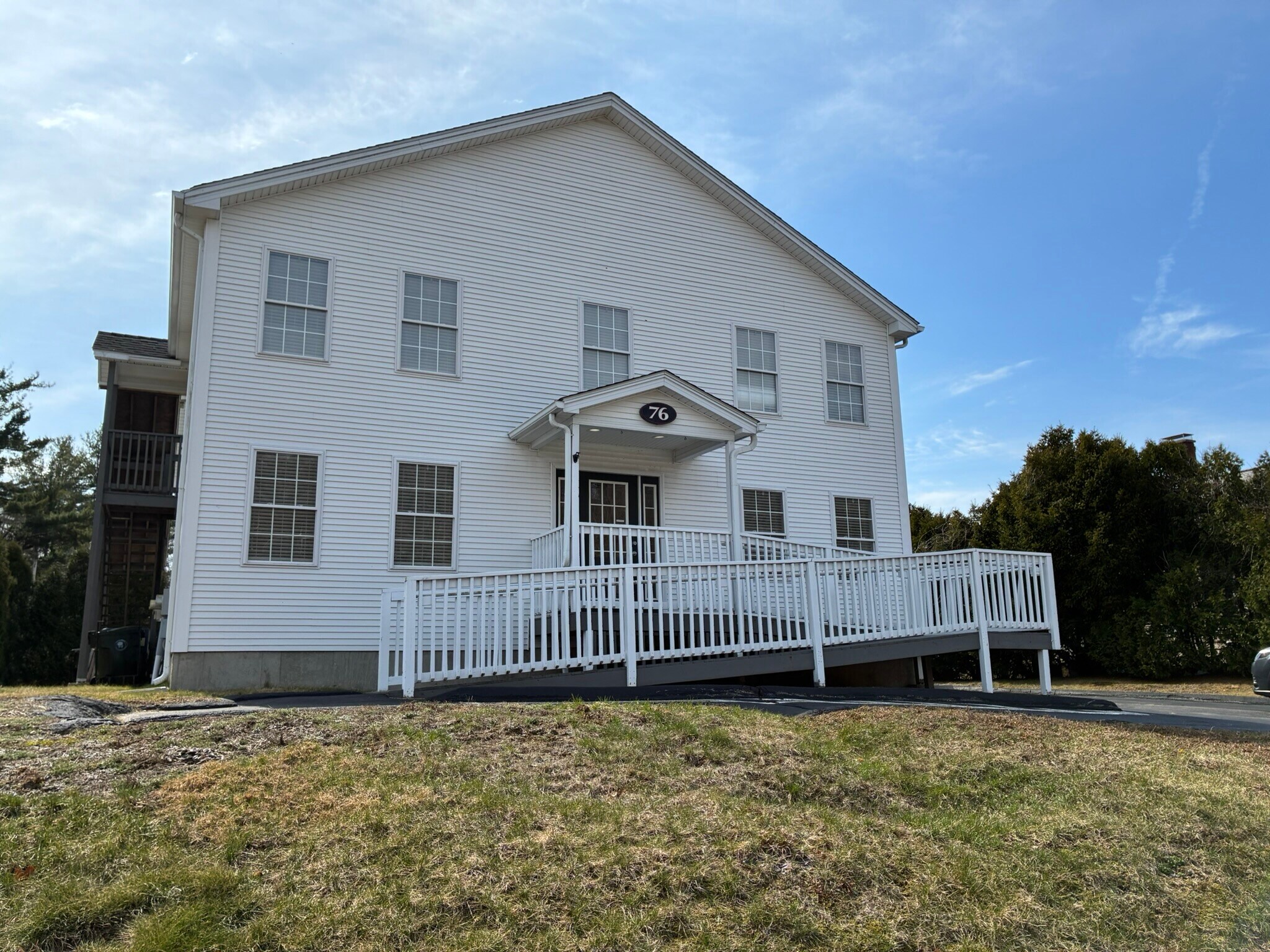 76 Salem Tpke, Norwich, CT à vendre Photo principale- Image 1 de 19