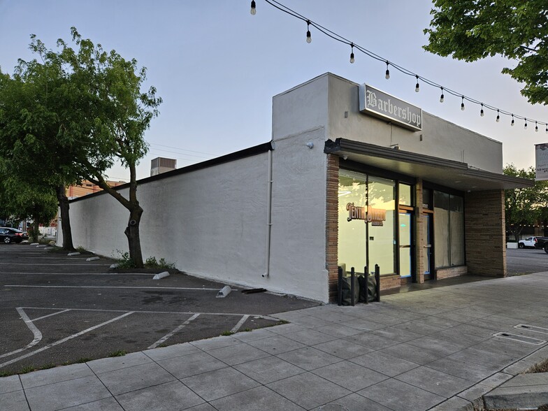 22-24 E 10th St, Tracy, CA for sale - Building Photo - Image 1 of 4