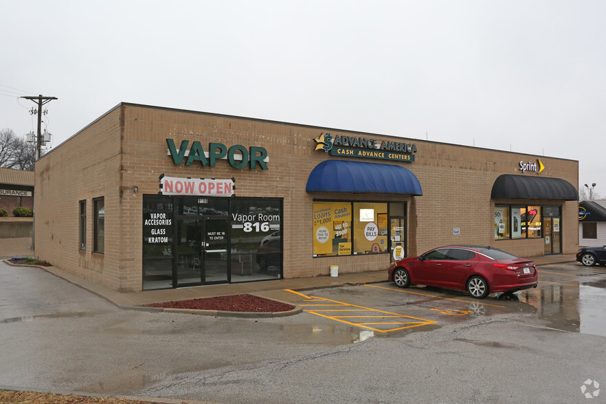 9598 E 350 Hwy, Raytown, MO for lease - Primary Photo - Image 1 of 9