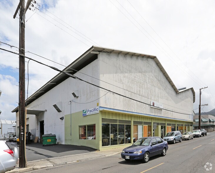 926 Kohou St, Honolulu, HI à louer - Photo du bâtiment - Image 3 de 20