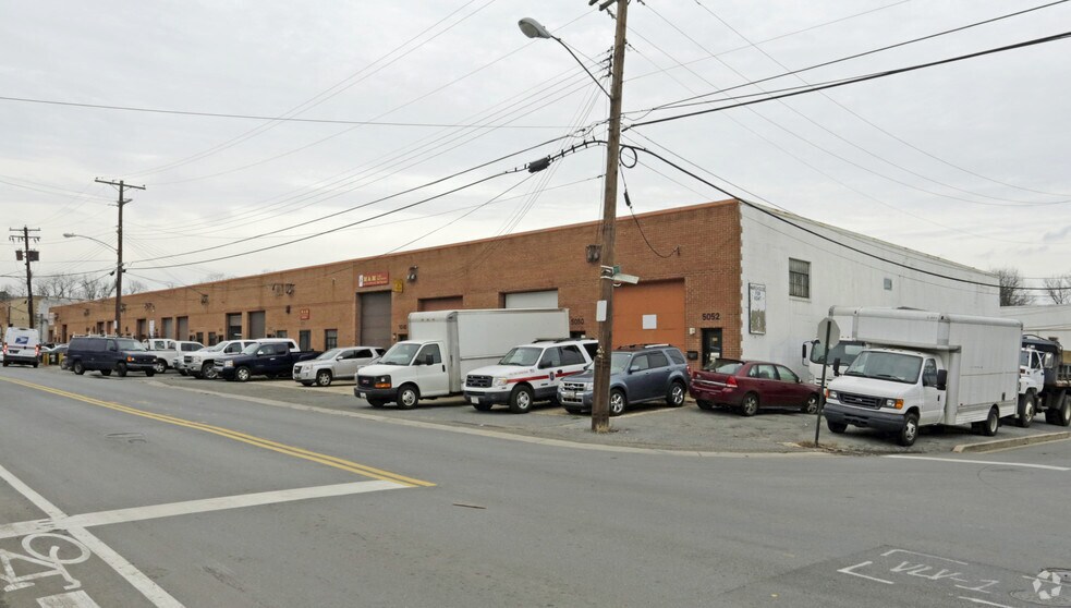 4910-5052 Buchanan St, Hyattsville, MD for lease - Primary Photo - Image 1 of 7