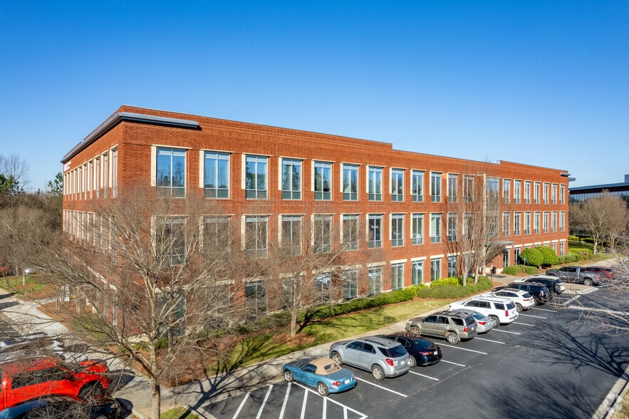 2905 Premiere Pky, Duluth, GA for sale - Primary Photo - Image 1 of 12