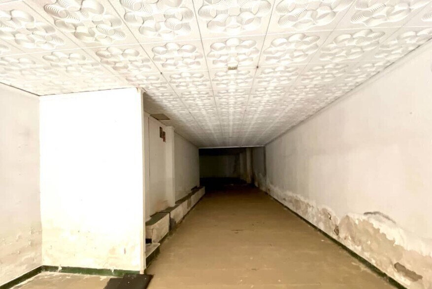 Retail in Vila-real for sale - Interior Photo - Image 1 of 4