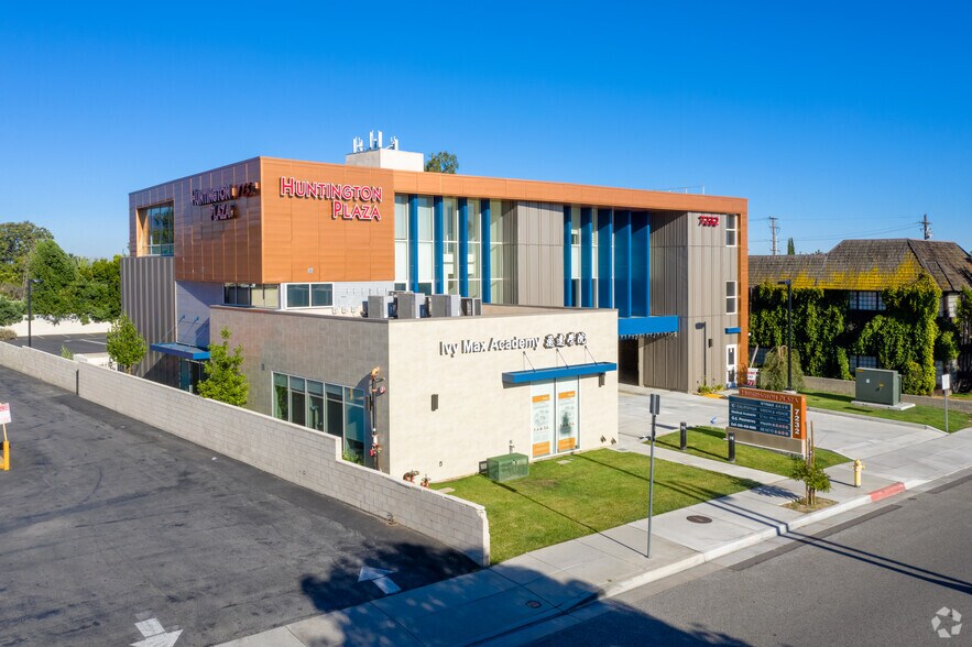 7232 Rosemead Blvd, San Gabriel, CA à vendre - Photo du bâtiment - Image 3 de 15