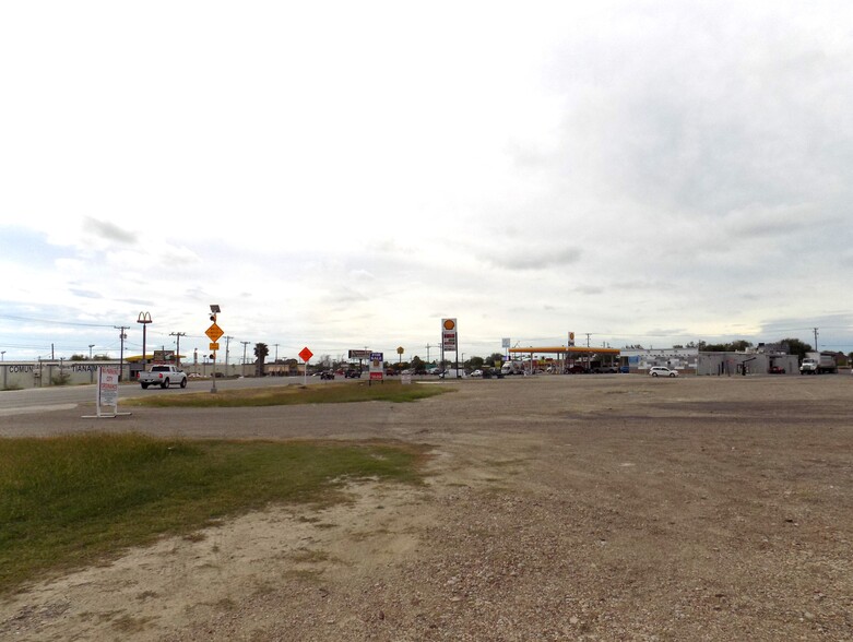 1900 S Veterans Blvd, Eagle Pass, TX à vendre - Photo du b timent - Image 1 de 2